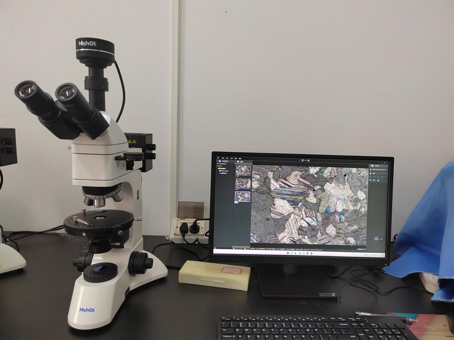 偏光显微镜用于矿石检测|应用百科